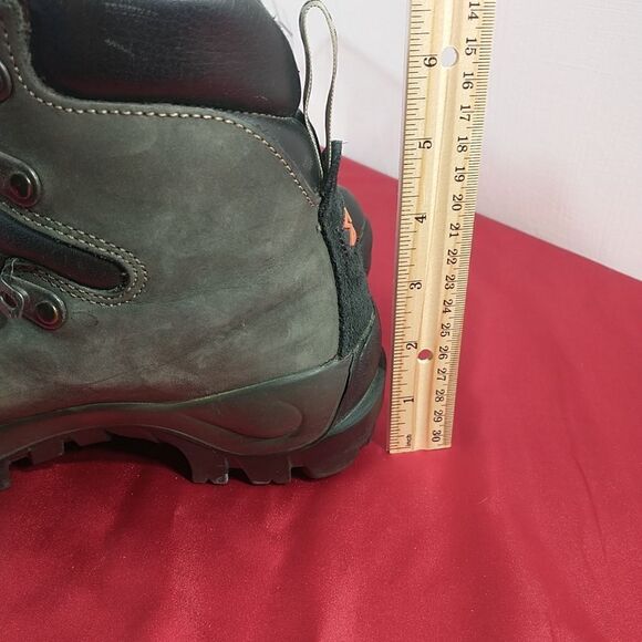 Garmont Dakota Mens SZ 5.5 Hiking Boots - Vibram Soles main image 10
